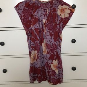 Tucker silk blouse size m